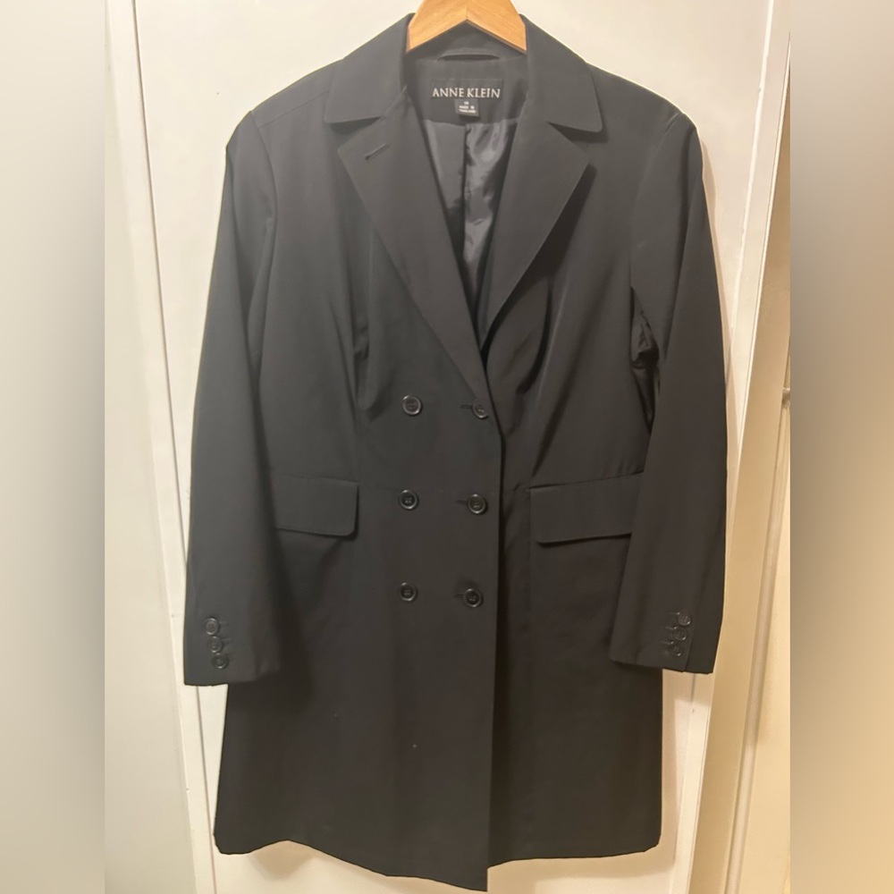 Anne Klein Women’s Refined Black Trench